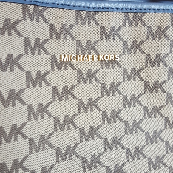 Michael Kors Tote Purse - Picture 2 of 5